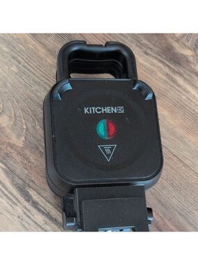 Kitchen HQ Belgian Style & Stuffed Waffle Maker 22952A1 HSN